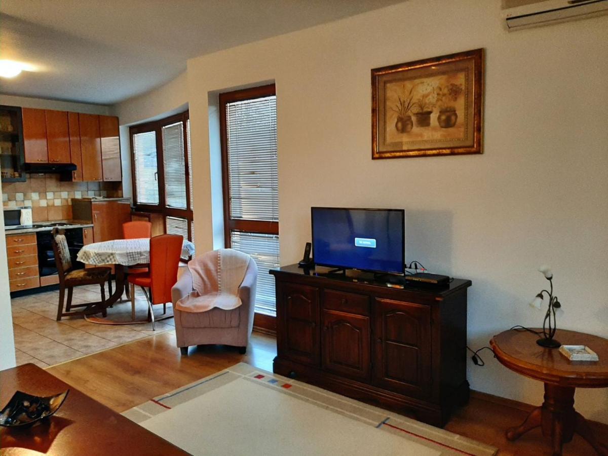 Green And Blue Apartments Banja Luka Luaran gambar