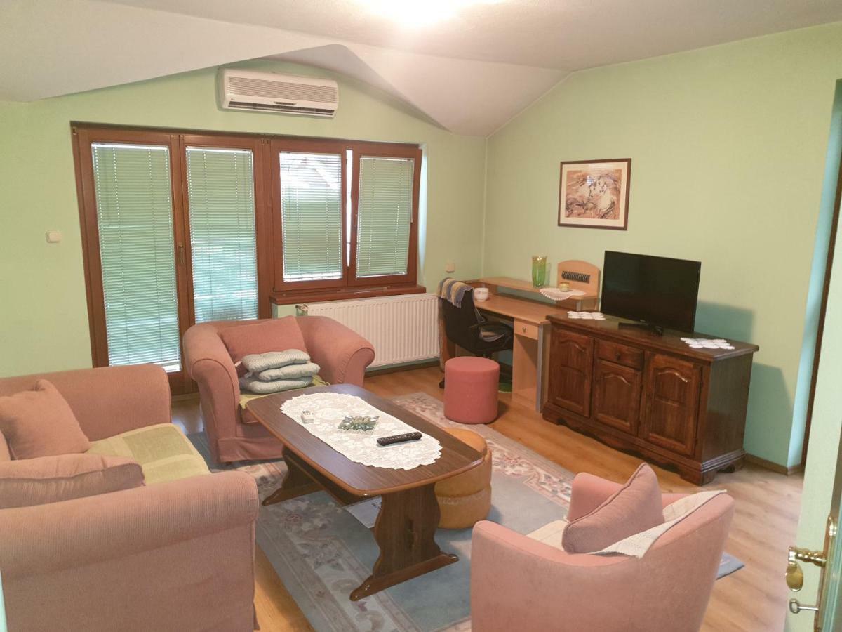 Green And Blue Apartments Banja Luka Luaran gambar